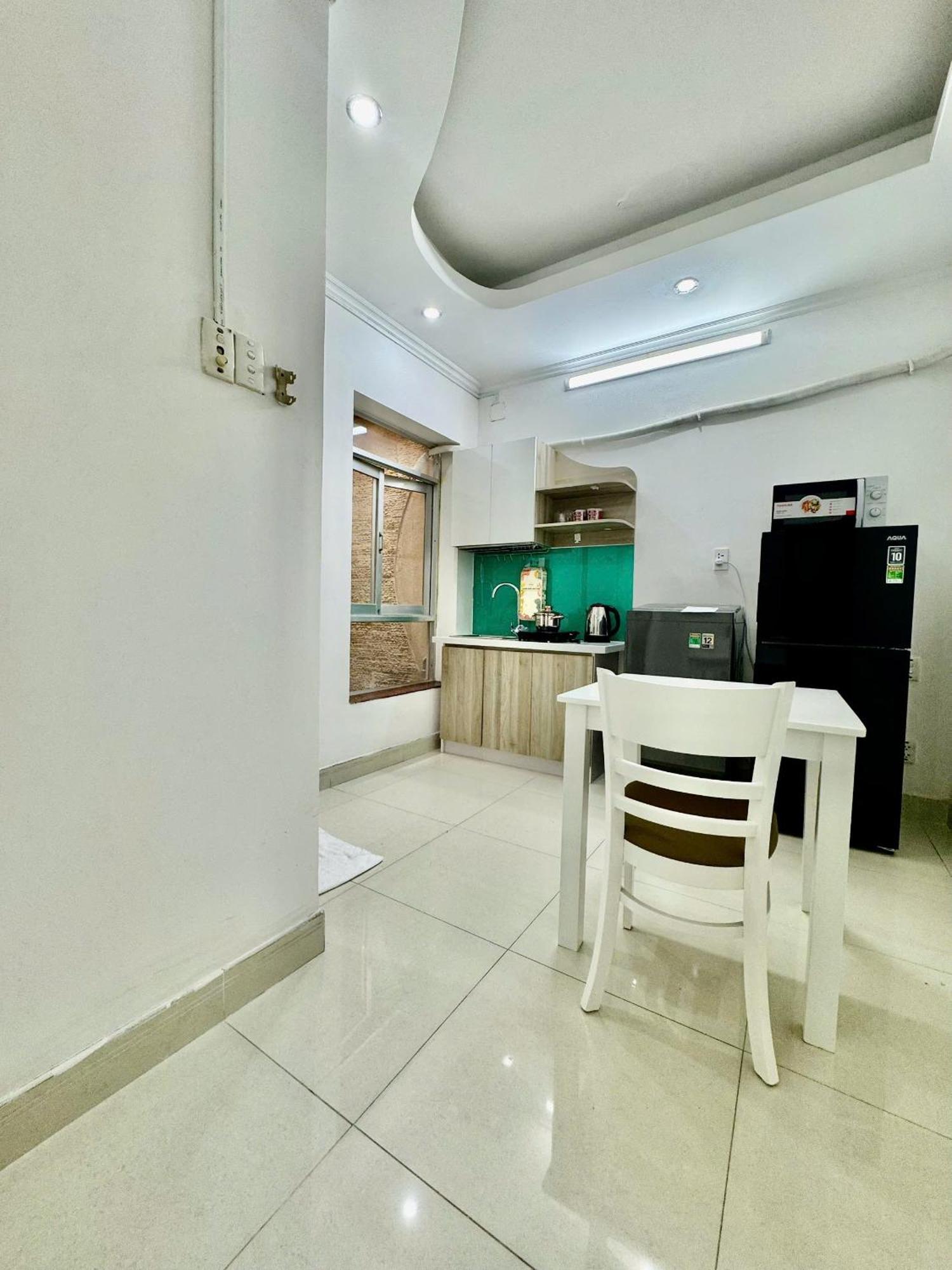 21057 Hoa Lan * TP. Hồ Chí Minh
