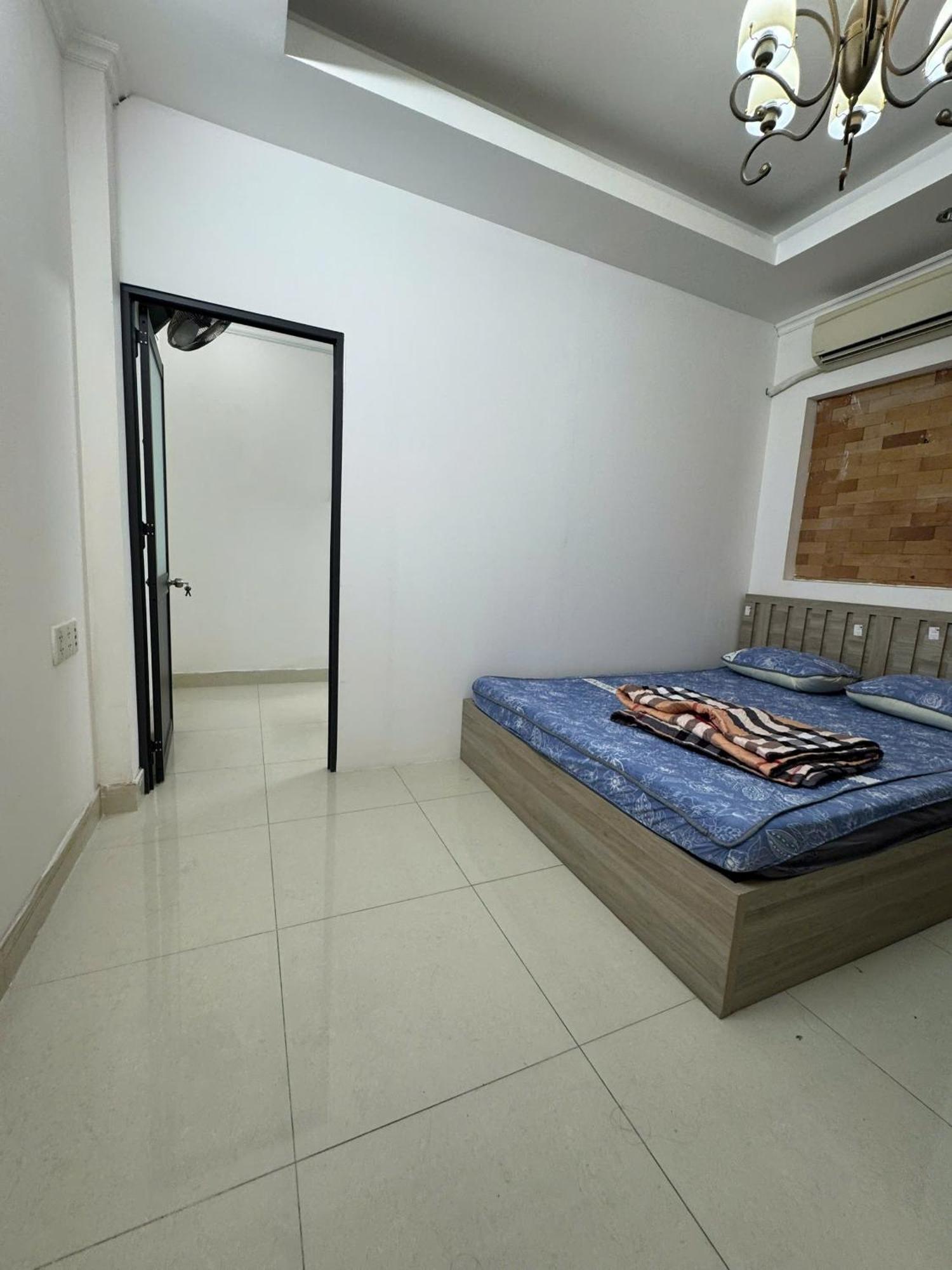 21057 Hoa Lan Căn hộ